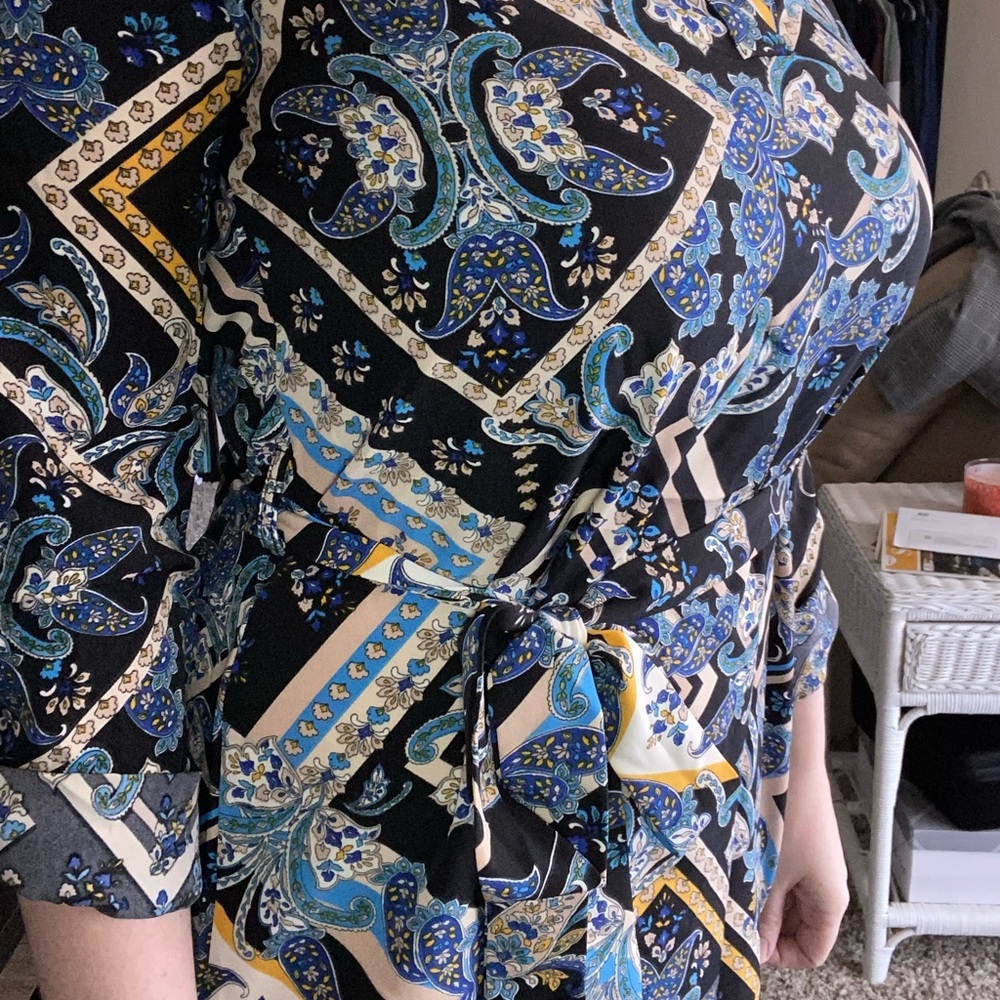 Shein Paisley work dress. Light comfortable material. - Picture 3 of 7